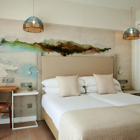 Honucai Hotel 4*
