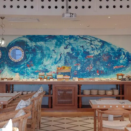 Honucai Hotel 4*