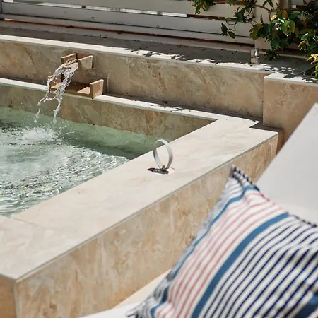 Hotel Honucai Colònia de Sant Jordi